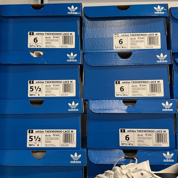 (WMNS) adidas Taekwondo Lace 'White Black Gum' JS1194 women’s size - Picture 6 of 8